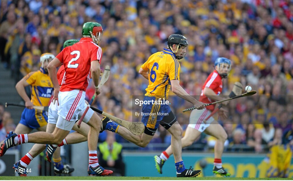 28 September 2013; Patrick Donnellan, Clare, races through the Cork defence on the way to setting up his side's first goal. GAA Hurling All-Ireland Senior Championship Final Replay, Cork v Clare, Croke Park, Dublin. Picture credit: Brendan Moran / SPORTSFILE