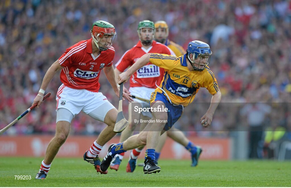 28 September 2013; Pádraic Collins, Clare, in action against Stephen McDonnell, Cork. GAA Hurling All-Ireland Senior Championship Final Replay, Cork v Clare, Croke Park, Dublin. Picture credit: Brendan Moran / SPORTSFILE