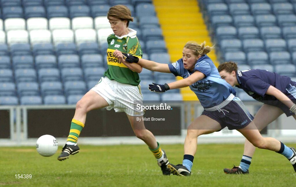 11 September 2004; Kacey O'Driscoll, Kerry, in action against Maria Kavanagh, Dublin. Ladies Football Senior Championship Semi-Final, Dublin v Kerry, O'Moore Park, Portlaoise, Co. Laois. Picture credit; Matt Browne / SPORTSFILE