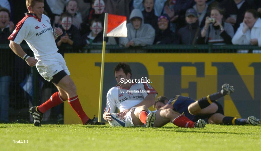 11 September 2004; Andrew Maxwell, Ulster, scores his sides first try against Leinster. Celtic League 2004-2005, Ulster v Leinster, Ravenhill Park, Belfast. Picture credit; Brendan Moran / SPORTSFILE