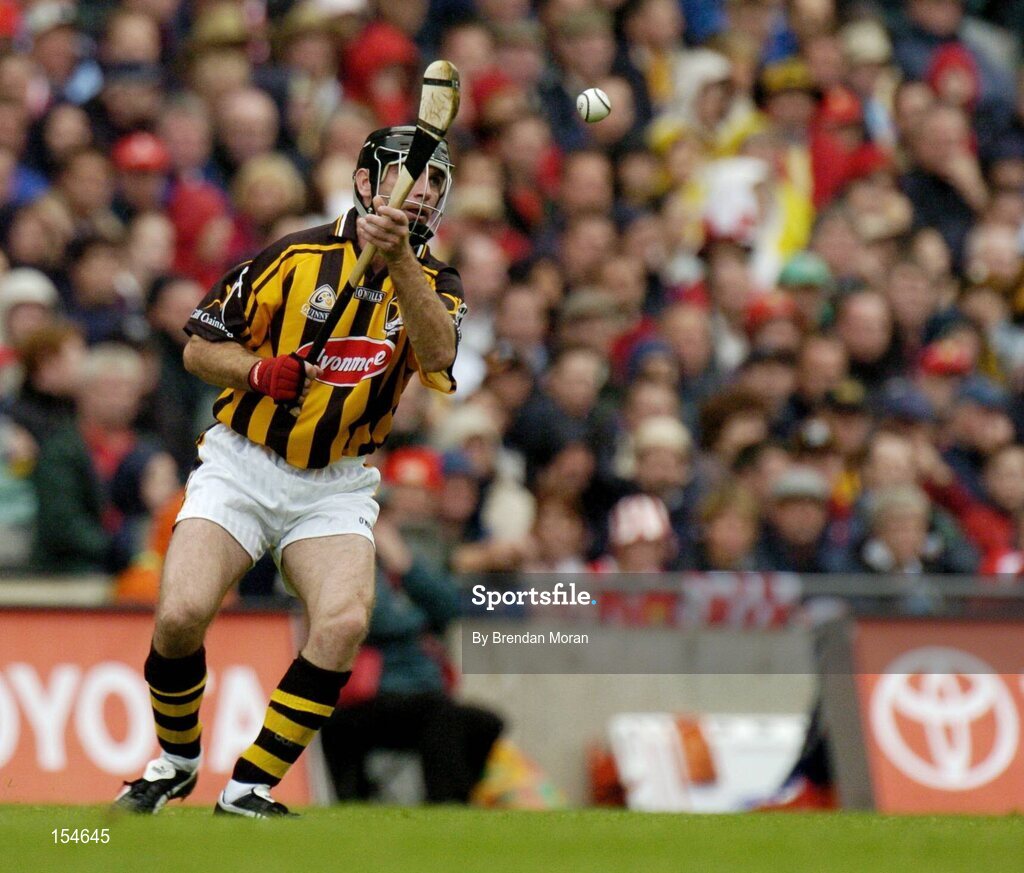 12 September 2004; DJ Carey, Kilkenny. Guinness All-Ireland Senior Hurling Championship Final, Cork v Kilkenny, Croke Park, Dublin. Picture credit; Brendan Moran / SPORTSFILE *** Local Caption *** Any photograph taken by SPORTSFILE during, or in connection with, the 2004 Guinness All-Ireland Hurling Final which displays GAA logos or contains an image or part of an image of any GAA intellectual property, or, which contains images of a GAA player/players in their playing uniforms, may only be used for editorial and non-advertising purposes.  Use of photographs for advertising, as posters or for purchase separately is strictly prohibited unless prior written approval has been obtained from the Gaelic Athletic Association.