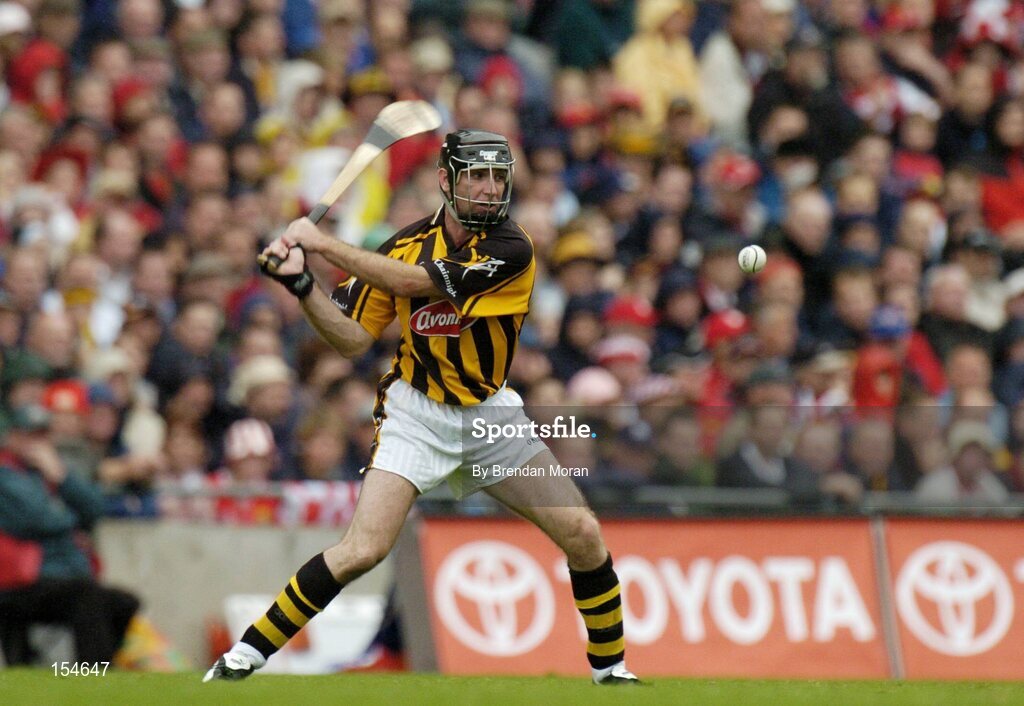 12 September 2004; DJ Carey, Kilkenny. Guinness All-Ireland Senior Hurling Championship Final, Cork v Kilkenny, Croke Park, Dublin. Picture credit; Brendan Moran / SPORTSFILE *** Local Caption *** Any photograph taken by SPORTSFILE during, or in connection with, the 2004 Guinness All-Ireland Hurling Final which displays GAA logos or contains an image or part of an image of any GAA intellectual property, or, which contains images of a GAA player/players in their playing uniforms, may only be used for editorial and non-advertising purposes.  Use of photographs for advertising, as posters or for purchase separately is strictly prohibited unless prior written approval has been obtained from the Gaelic Athletic Association.
