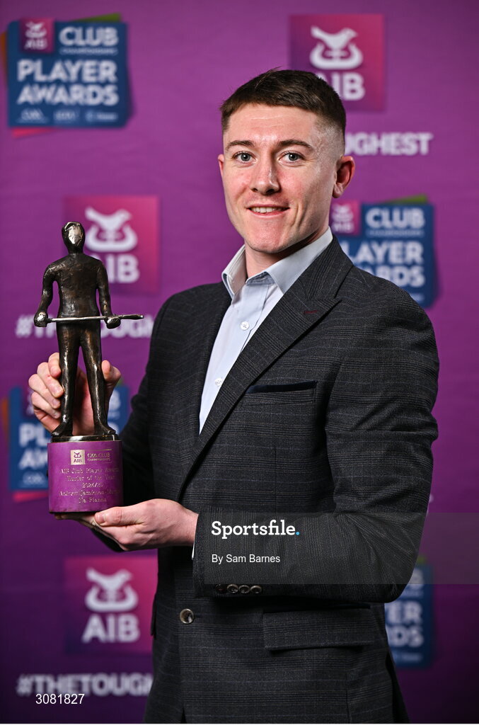 21 March 2025; Na Fianna hurler Andrew Jamieson-Murphy with his 2024/25 AIB GAA Hurling Club Championship Player of the Year award during the AIB Club Player Awards at Croke Park in Dublin. The AIB Club Player Awards celebrated the best players from club Football, Hurling, Camogie, and LGFA in a single ceremony for the first time, recognising their outstanding achievements on the field throughout the season. Photo by Sam Barnes/Sportsfile