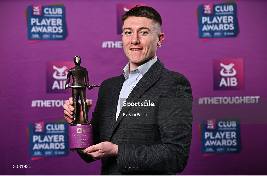 21 March 2025; Na Fianna hurler Andrew Jamieson-Murphy with his 2024/25 AIB GAA Hurling Club Championship Player of the Year award during the AIB Club Player Awards at Croke Park in Dublin. The AIB Club Player Awards celebrated the best players from club Football, Hurling, Camogie, and LGFA in a single ceremony for the first time, recognising their outstanding achievements on the field throughout the season. Photo by Sam Barnes/Sportsfile