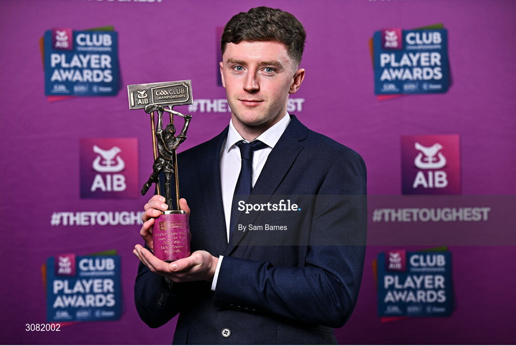 21 March 2025; Sarsfields hurler Jack O'Connor with his 2024/25 Hurling Team of the Year award during the AIB Club Player Awards at Croke Park in Dublin. The AIB Club Player Awards celebrated the best players from club Football, Hurling, Camogie, and LGFA in a single ceremony for the first time, recognising their outstanding achievements on the field throughout the season. Photo by Sam Barnes/Sportsfile