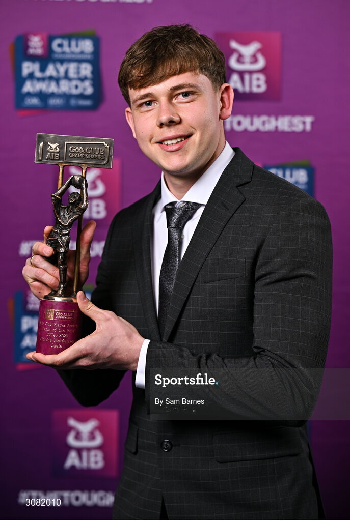 21 March 2025; Cuala footballer Charlie McMorrow with his 2024/25 Football Team of the Year award during the AIB Club Player Awards at Croke Park in Dublin. The AIB Club Player Awards celebrated the best players from club Football, Hurling, Camogie, and LGFA in a single ceremony for the first time, recognising their outstanding achievements on the field throughout the season. Photo by Sam Barnes/Sportsfile