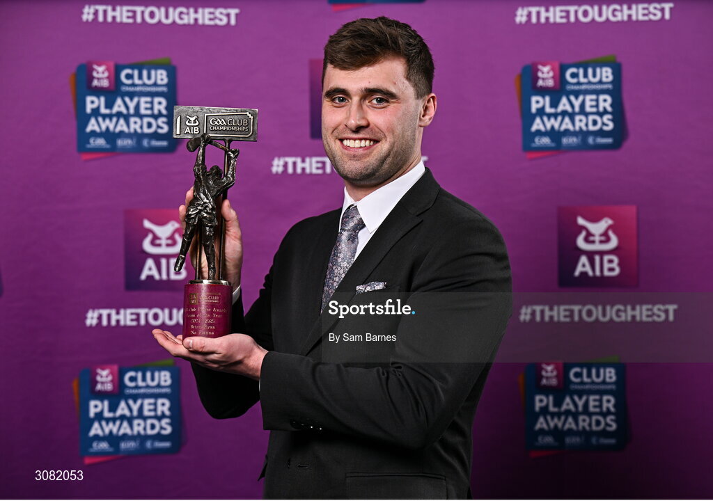 21 March 2025; Na Fianna hurler Brian Ryan with his 2024/25 Hurling Team of the Year award during the AIB Club Player Awards at Croke Park in Dublin. The AIB Club Player Awards celebrated the best players from club Football, Hurling, Camogie, and LGFA in a single ceremony for the first time, recognising their outstanding achievements on the field throughout the season. Photo by Sam Barnes/Sportsfile