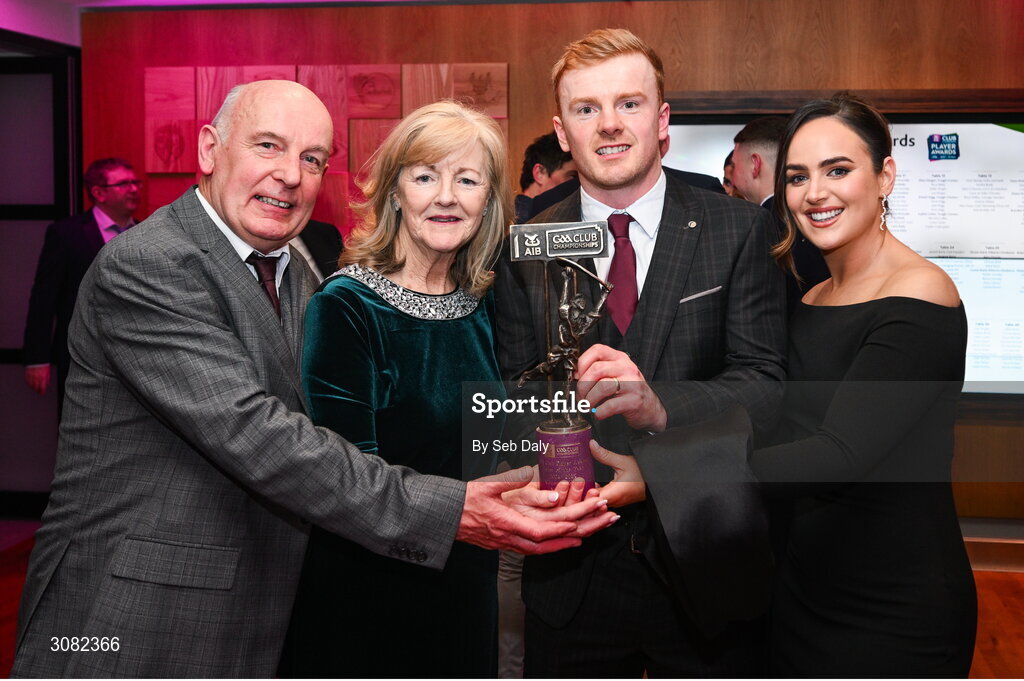 21 March 2025; Na Fianna hurler Conor McHugh with family during the AIB Club Player Awards at Croke Park in Dublin. The AIB Club Player Awards celebrated the best players from club Football, Hurling, Camogie, and LGFA in a single ceremony for the first time, recognising their outstanding achievements on the field throughout the season. Photo by Seb Daly/Sportsfile