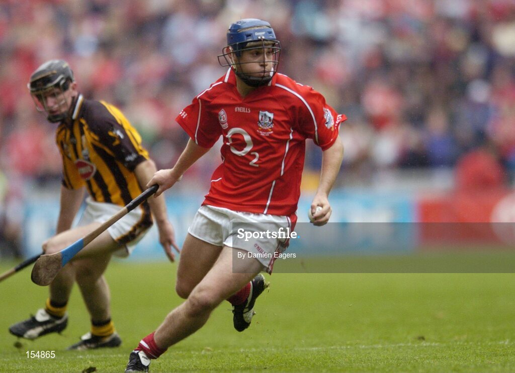 12 September 2004; Kieran Murphy, Cork, in action against Noel Hickey, Kilkenny. Guinness All-Ireland Senior Hurling Championship Final, Cork v Kilkenny, Croke Park, Dublin. Picture credit; Damien Eagers / SPORTSFILE *** Local Caption *** Any photograph taken by SPORTSFILE during, or in connection with, the 2004 Guinness All-Ireland Hurling Final which displays GAA logos or contains an image or part of an image of any GAA intellectual property, or, which contains images of a GAA player/players in their playing uniforms, may only be used for editorial and non-advertising purposes.  Use of photographs for advertising, as posters or for purchase separately is strictly prohibited unless prior written approval has been obtained from the Gaelic Athletic Association.