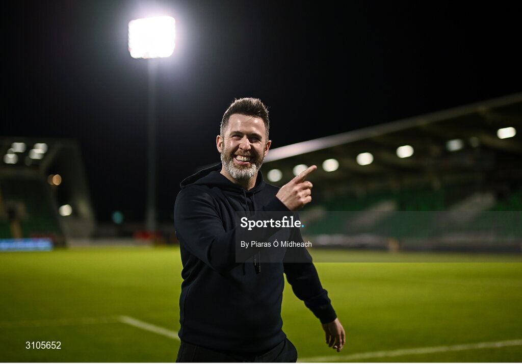 11 April 2025; Shamrock Rovers manager Stephen Bradley celebrates after his side's victory in the SSE Airtricity Men's Premier Division match between Shamrock Rovers and Waterford at Tallaght Stadium in Dublin. Photo by Piaras Ó Mídheach/Sportsfile