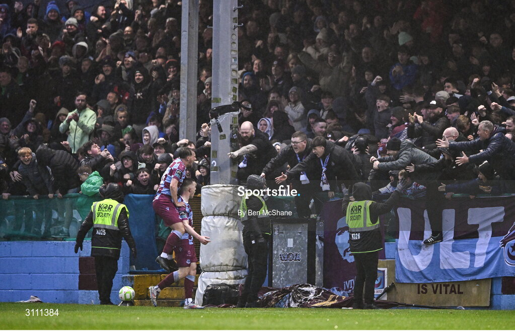 18 April 2025; Warren Davis of Drogheda United, right, celebrates with team-mate Owen Lambe after scoring their side's first goal during the SSE Airtricity Men's Premier Division match between Drogheda United and Shelbourne at Sullivan & Lambe Park in Drogheda, Louth. Photo by Ben McShane/Sportsfile
