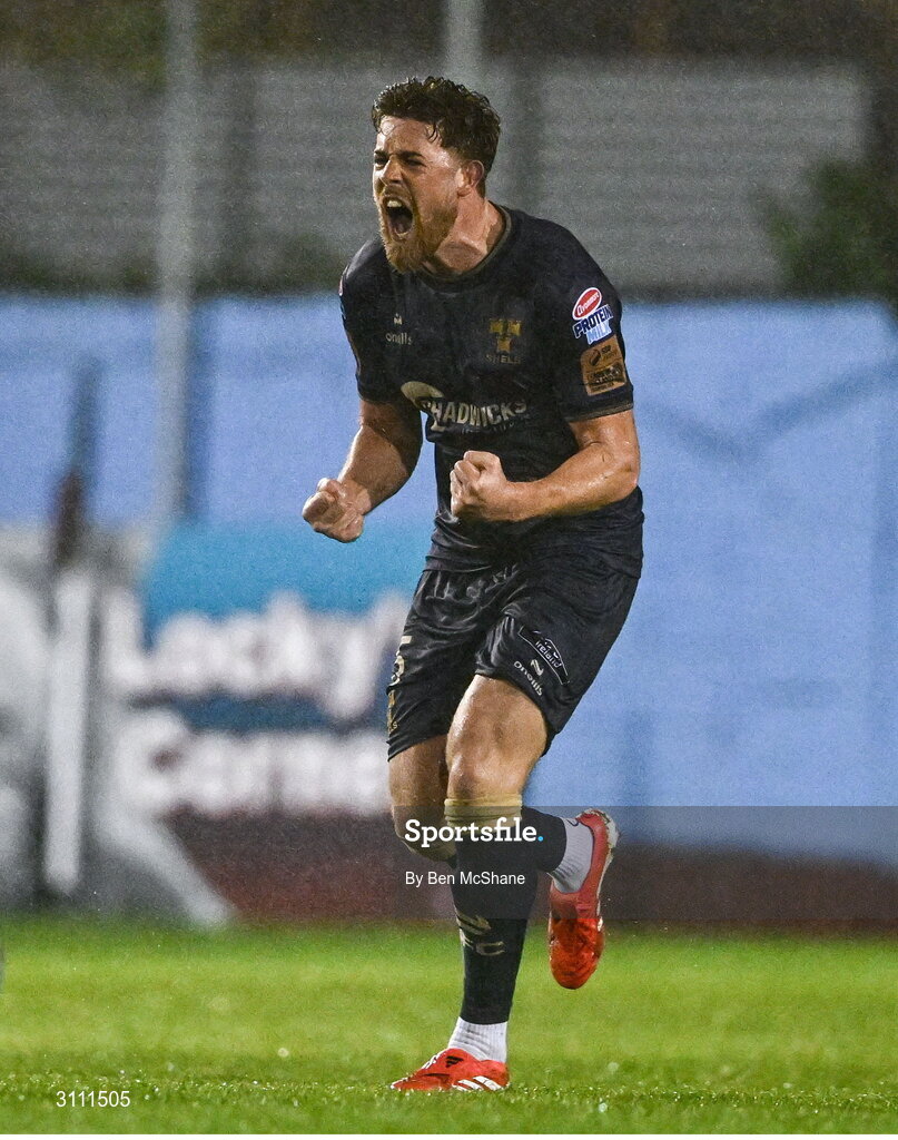 18 April 2025; Sam Bone of Shelbourne celebrates after scoring his side's second goal during the SSE Airtricity Men's Premier Division match between Drogheda United and Shelbourne at Sullivan & Lambe Park in Drogheda, Louth. Photo by Ben McShane/Sportsfile