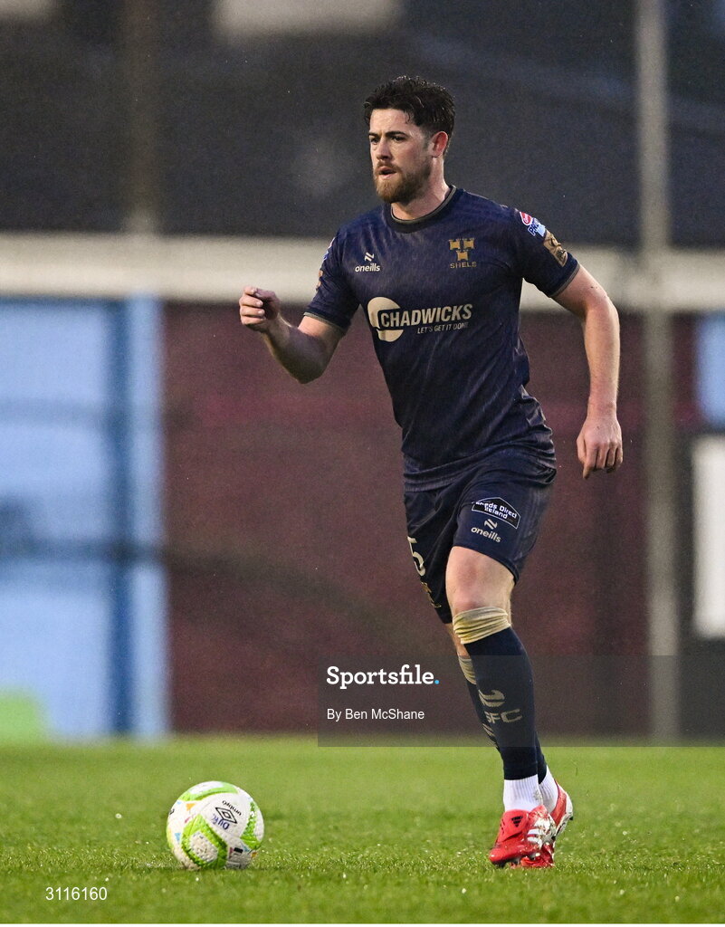 18 April 2025; Sam Bone of Shelbourne during the SSE Airtricity Men's Premier Division match between Drogheda United and Shelbourne at Sullivan & Lambe Park in Drogheda, Louth. Photo by Ben McShane/Sportsfile