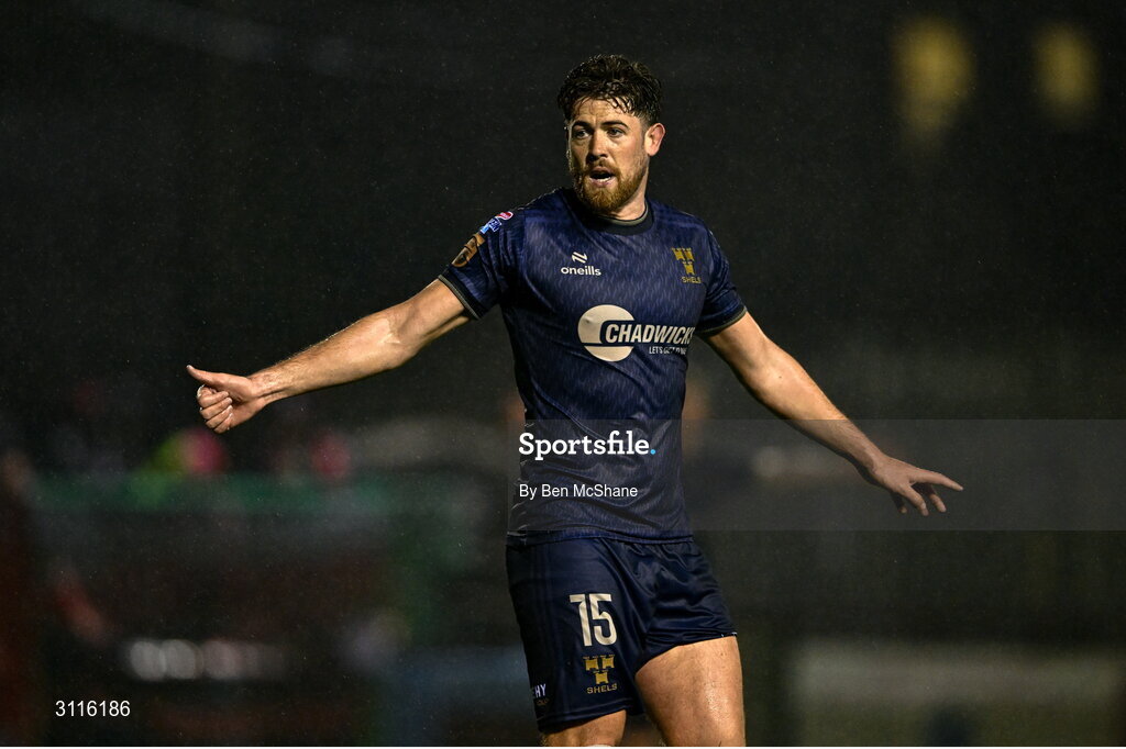 18 April 2025; Sam Bone of Shelbourne during the SSE Airtricity Men's Premier Division match between Drogheda United and Shelbourne at Sullivan & Lambe Park in Drogheda, Louth. Photo by Ben McShane/Sportsfile
