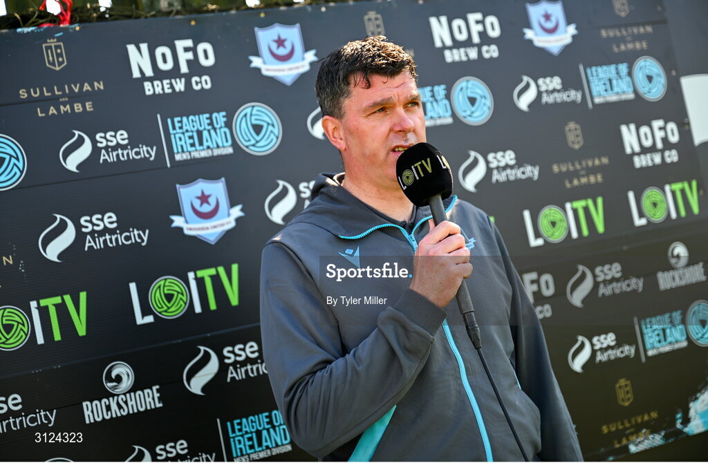 5 May 2025; Drogheda United manager Kevin Doherty is interviewed before the SSE Airtricity Men's Premier Division match between Drogheda United and Cork City at Sullivan & Lambe Park in Drogheda, Louth. Photo by Tyler Miller/Sportsfile
