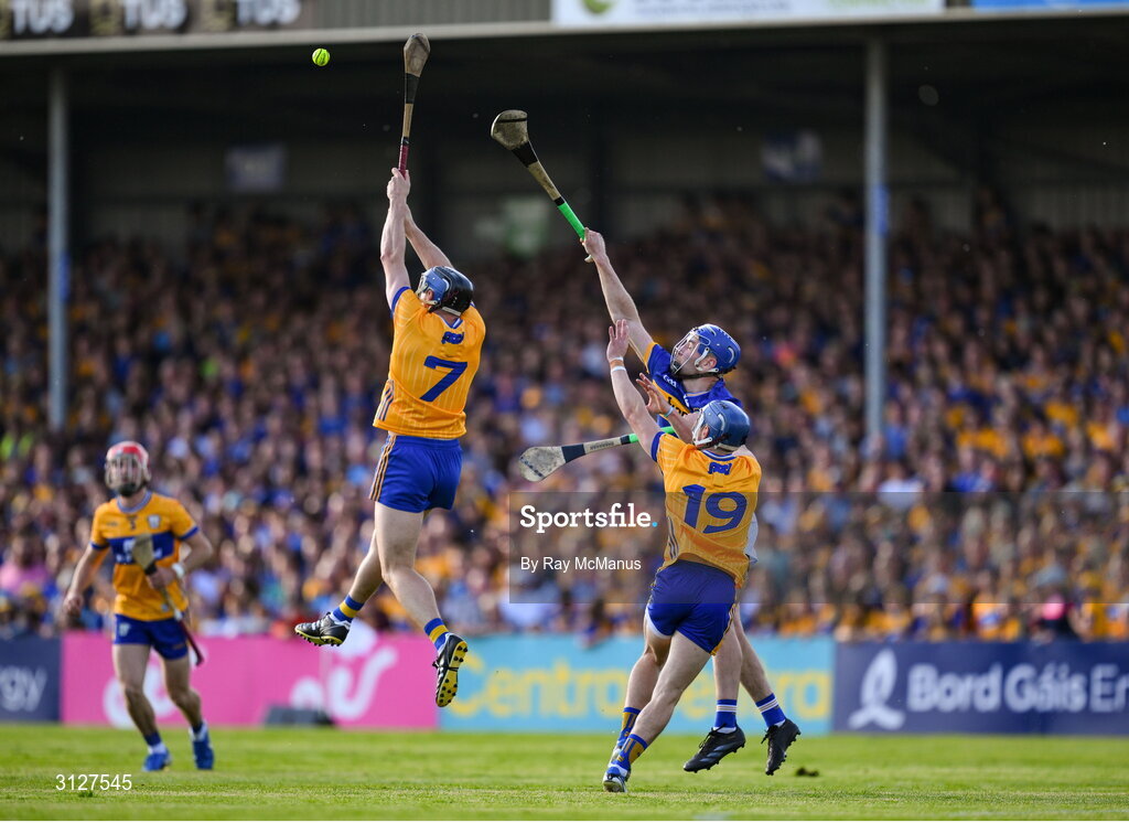 10 May 2025; David McInerney and Rory Hayes of Clare and  John McGrath of Tipperary during the Munster GAA Hurling Senior Championship Round 3 match between Clare and Tipperary at Zimmer Biomet Páirc Chíosóg in Ennis, Clare. Photo by Ray McManus/Sportsfile
