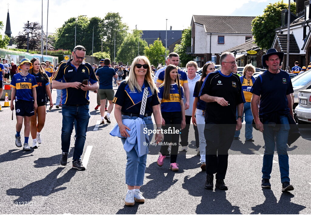10 May 2025; Tipperary supporters supporters make their way to the Munster GAA Hurling Senior Championship Round 3 match between Clare and Tipperary at Zimmer Biomet Páirc Chíosóg in Ennis, Clare. Photo by Ray McManus/Sportsfile