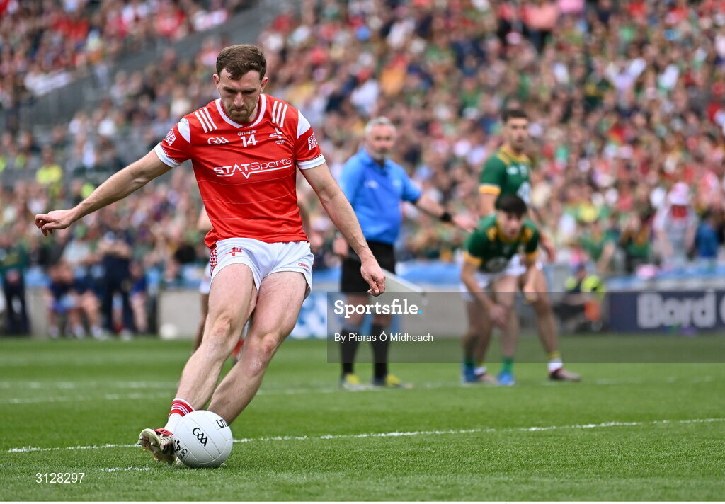 11 May 2025; Sam Mulroy of Louth scores his side's first goal, a penalty, during the Leinster GAA Football Senior Championship final match between Louth and Meath at Croke Park in Dublin. Photo by Piaras Ó Mídheach/Sportsfile