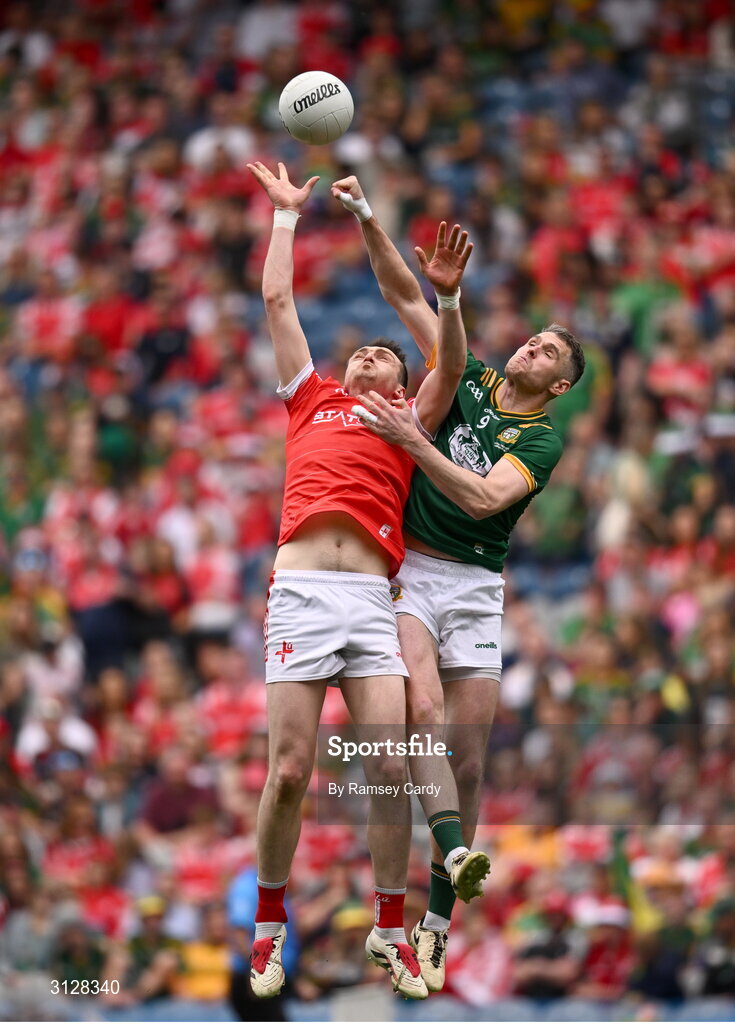 11 May 2025; Bryan Menton of Meath in action against Tommy Durnin of Louth during the Leinster GAA Football Senior Championship final match between Louth and Meath at Croke Park in Dublin. Photo by Ramsey Cardy/Sportsfile