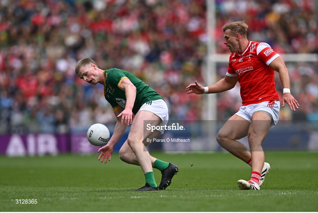 11 May 2025; Mathew Costello of Meath in action against Conor Grimes of Louth during the Leinster GAA Football Senior Championship final match between Louth and Meath at Croke Park in Dublin. Photo by Piaras Ó Mídheach/Sportsfile