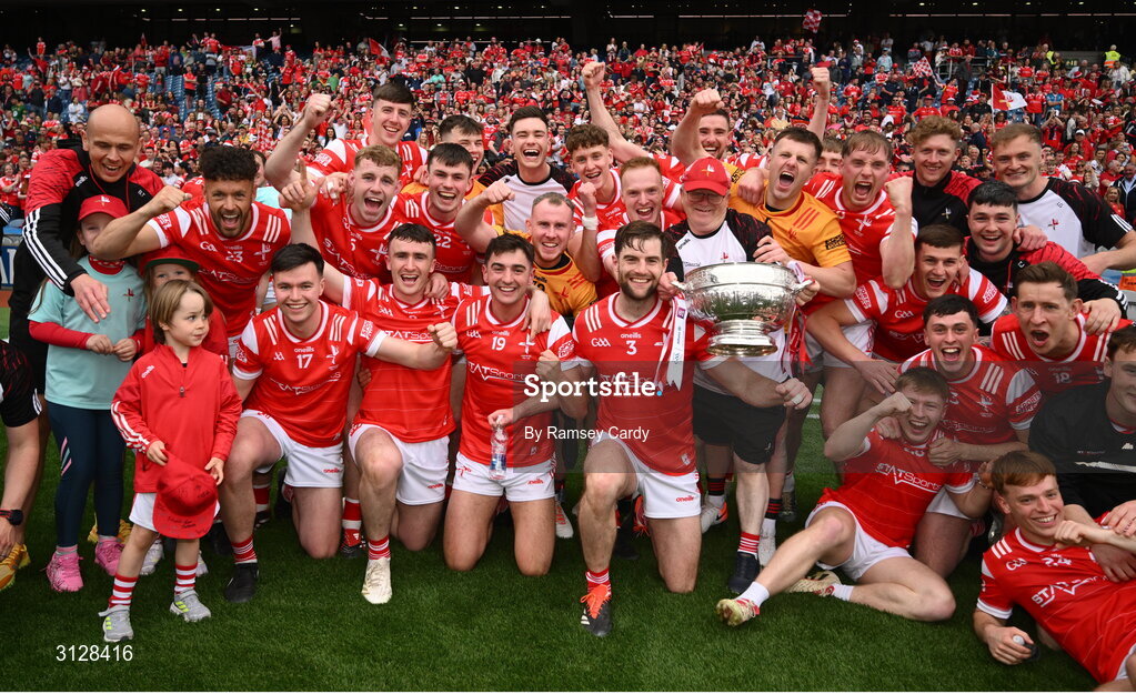 11 May 2025; The Louth team celebrate after the Leinster GAA Football Senior Championship final match between Louth and Meath at Croke Park in Dublin. Photo by Ramsey Cardy/Sportsfile