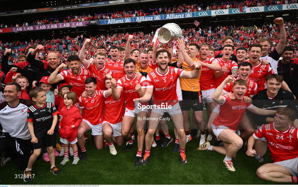 11 May 2025; The Louth team celebrate after the Leinster GAA Football Senior Championship final match between Louth and Meath at Croke Park in Dublin. Photo by Ramsey Cardy/Sportsfile
