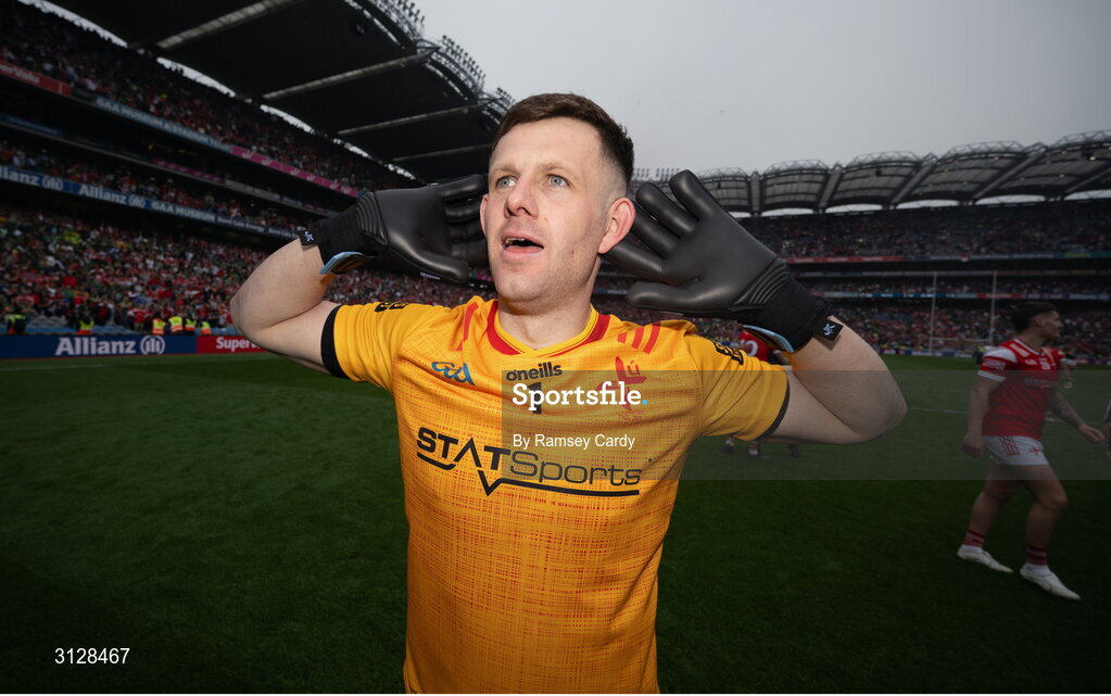 11 May 2025; Louth goalkeeper Niall McDonnell celebrates after the Leinster GAA Football Senior Championship final match between Louth and Meath at Croke Park in Dublin. Photo by Ramsey Cardy/Sportsfile