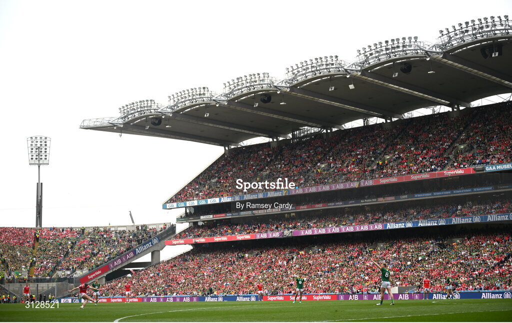 11 May 2025; A general view as Sam Mulroy of Louth kicks a free during the Leinster GAA Football Senior Championship final match between Louth and Meath at Croke Park in Dublin. Photo by Ramsey Cardy/Sportsfile