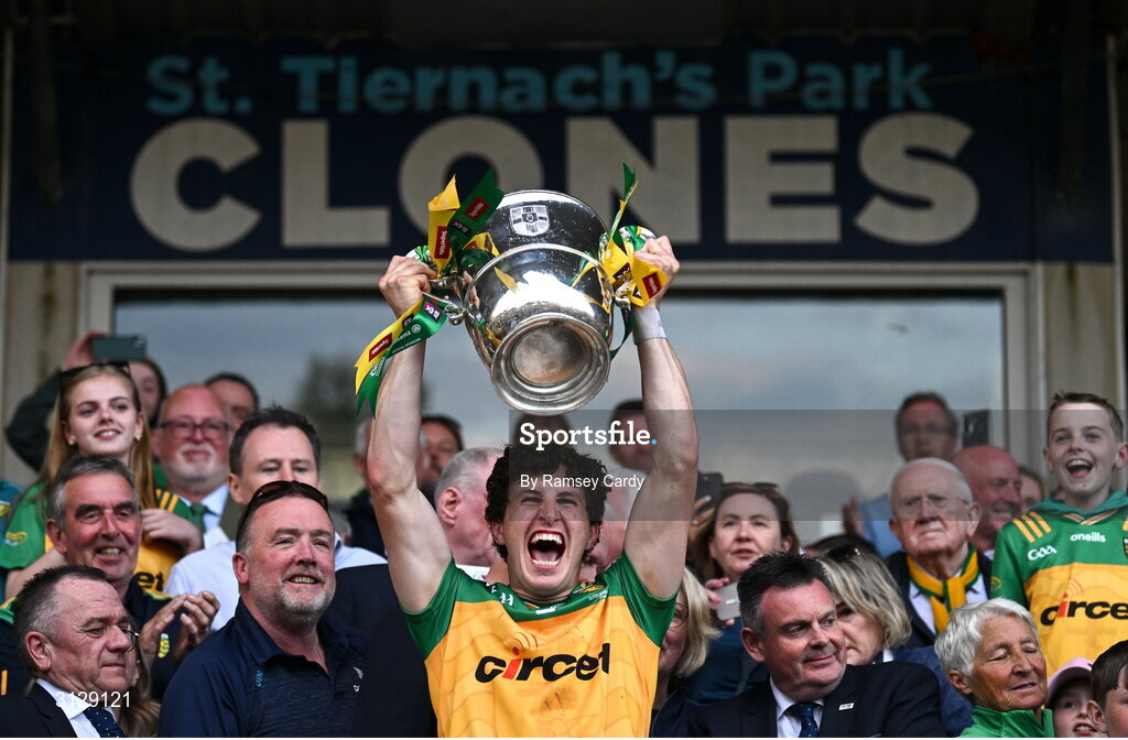 10 May 2025; Finnbarr Roarty of Donegal lifts the Anglo-Celt Cup after the Ulster GAA Football Senior Championship final match between Armagh and Donegal at St Tiernach's Park in Clones, Monaghan. Photo by Ramsey Cardy/Sportsfile