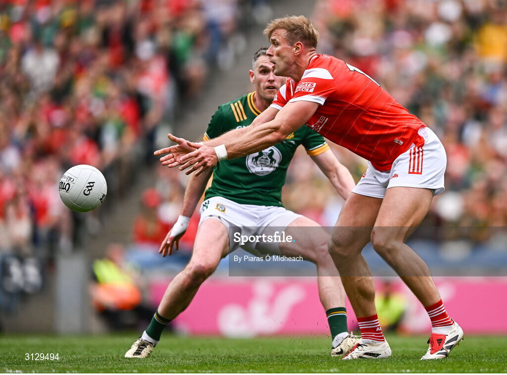 11 May 2025; Conor Grimes of Louth in action against Bryan Menton of Meath during the Leinster GAA Football Senior Championship final match between Louth and Meath at Croke Park in Dublin. Photo by Piaras Ó Mídheach/Sportsfile