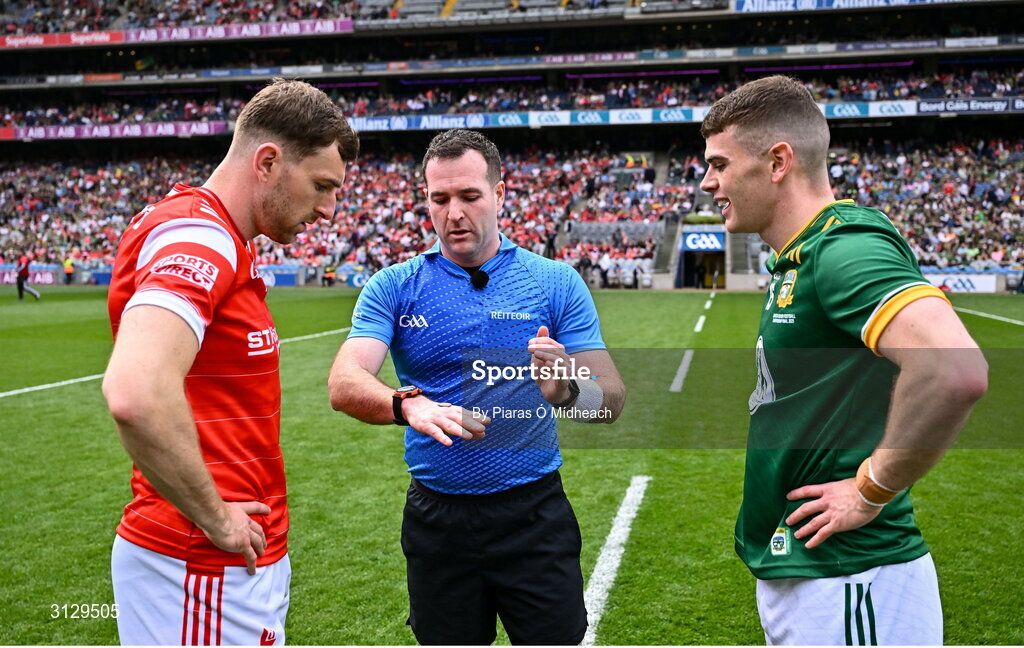 11 May 2025; Referee Martin McNally with team captains Sam Mulroy of Louth and Eoghan Frayne of Meath before the Leinster GAA Football Senior Championship final match between Louth and Meath at Croke Park in Dublin. Photo by Piaras Ó Mídheach/Sportsfile