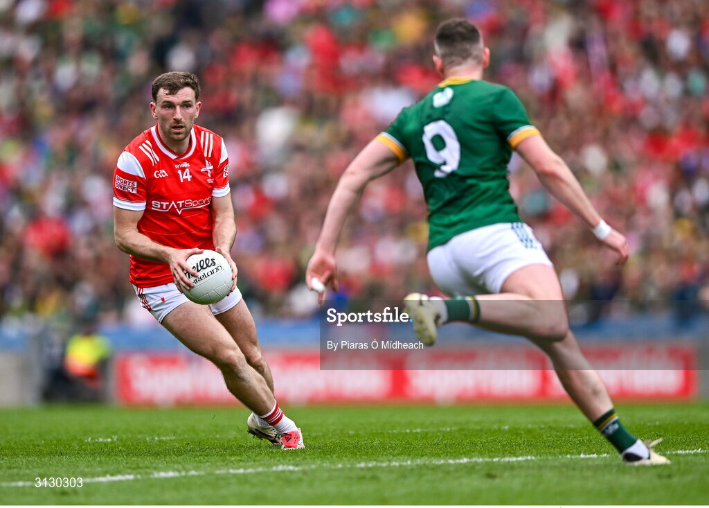 11 May 2025; Sam Mulroy of Louth in action against Bryan Menton of Meath during the Leinster GAA Football Senior Championship final match between Louth and Meath at Croke Park in Dublin. Photo by Piaras Ó Mídheach/Sportsfile