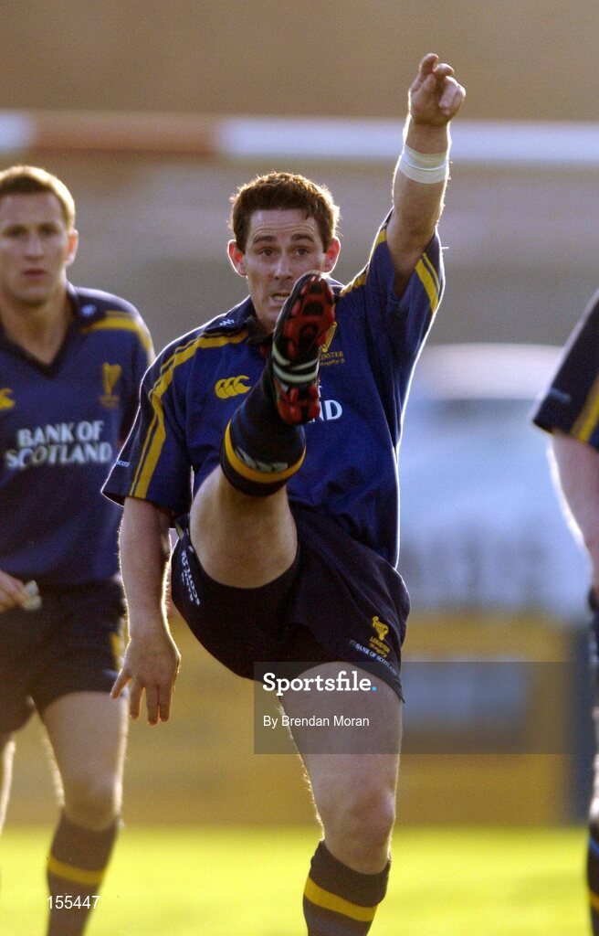 11 September 2004; Brian O'Meara, Leinster. Celtic League 2004-2005, Ulster v Leinster, Ravenhill Park, Belfast. Picture credit; Brendan Moran / SPORTSFILE