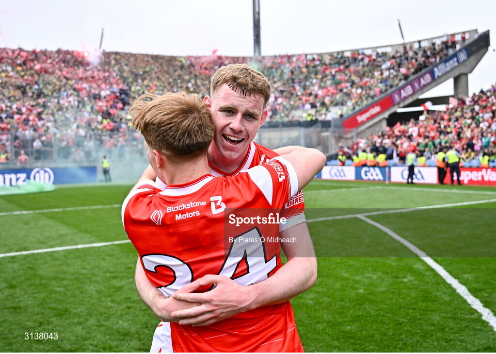 11 May 2025; Louth players Peter Lynch, behind, and Ciarán Keenan celebrate after their side's victory the Leinster GAA Football Senior Championship final match between Louth and Meath at Croke Park in Dublin. Photo by Piaras Ó Mídheach/Sportsfile