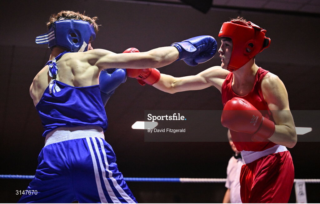 30 May 2025; Jason Donoghue of Olympic L, right, in action against Kian O’Sullivan of Conamara BC during their bout at the 2025 National Senior Cadet Championship Finals at the National Boxing Stadium in Dublin. Photo by David Fitzgerald/Sportsfile