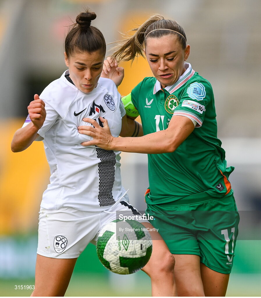 3 June 2025; Katie McCabe of Republic of Ireland in action against Sara Makovec of Slovenia during the UEFA Women's Nations League, League B match between Republic of Ireland and Slovenia at Páirc Uí Chaoimh in Cork. Photo by Stephen McCarthy/Sportsfile