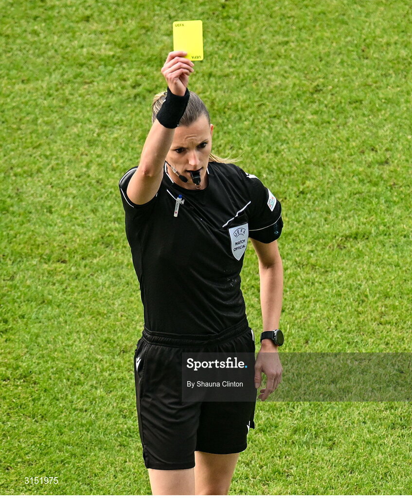 3 June 2025; Referee Miriama Bocková shows a yellow card to Slovenia manager Saša Kolman, not pictured, during the UEFA Women's Nations League, League B match between Republic of Ireland and Slovenia at Páirc Uí Chaoimh in Cork. Photo by Shauna Clinton/Sportsfile