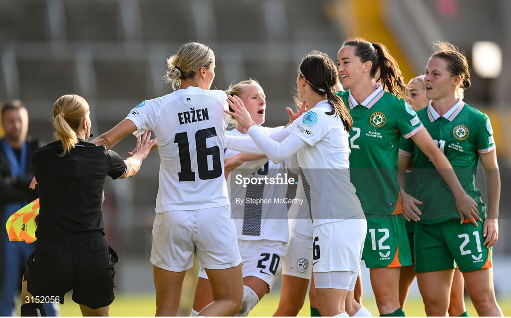 3 June 2025; Kaja Eržen of Slovenia, 16, tussles with Anna Patten, 12 and Emily Murphy of Republic of Ireland during the UEFA Women's Nations League, League B match between Republic of Ireland and Slovenia at Páirc Uí Chaoimh in Cork. Photo by Stephen McCarthy/Sportsfile