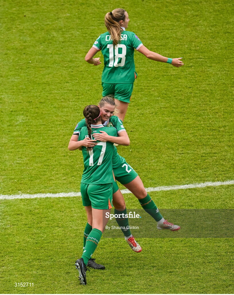 3 June 2025; Saoirse Noonan of Republic of Ireland, centre, is congratulates by team-mates Caitlin Hayes, right, after scoring her side's first goal during the UEFA Women's Nations League, League B match between Republic of Ireland and Slovenia at Páirc Uí Chaoimh in Cork. Photo by Shauna Clinton/Sportsfile