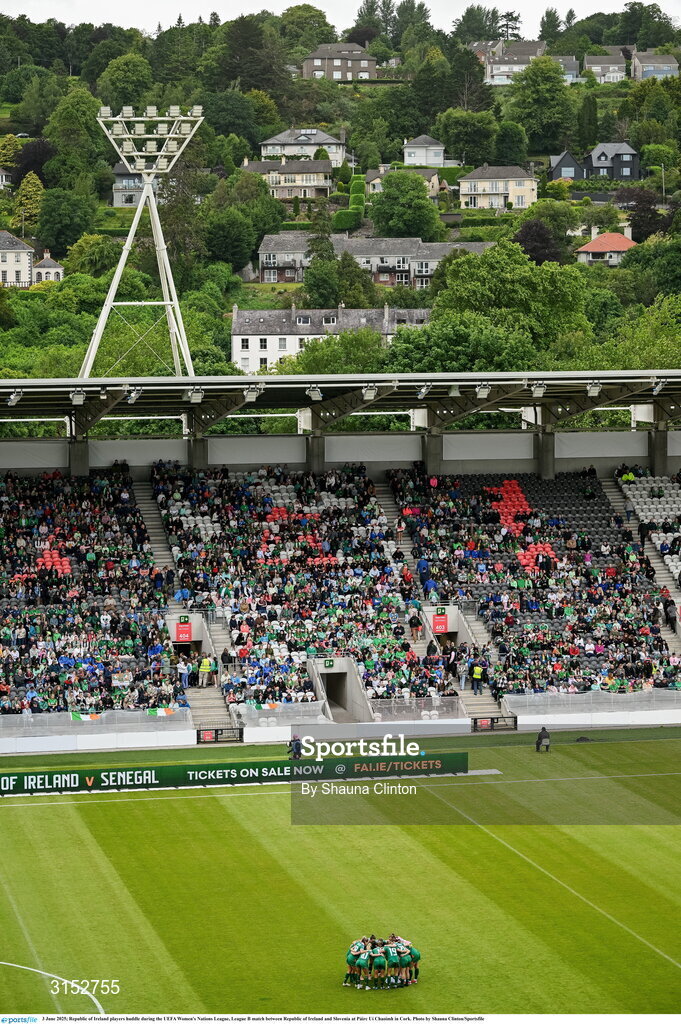 3 June 2025; Republic of Ireland players huddle during the UEFA Women's Nations League, League B match between Republic of Ireland and Slovenia at Páirc Uí Chaoimh in Cork. Photo by Shauna Clinton/Sportsfile