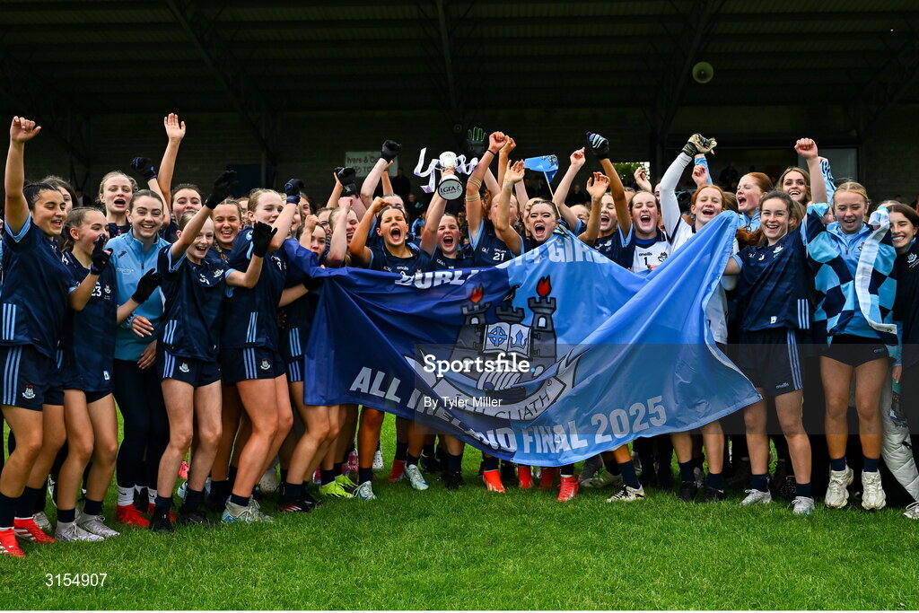 8 June 2025; Dublin players celebrate with the cup after the LGFA All-Ireland U14 Gold Final match between Dublin and Kerry at Nenagh Éire Óg GAA Club in Nenagh, Tipperary. Photo by Tyler Miller/Sportsfile