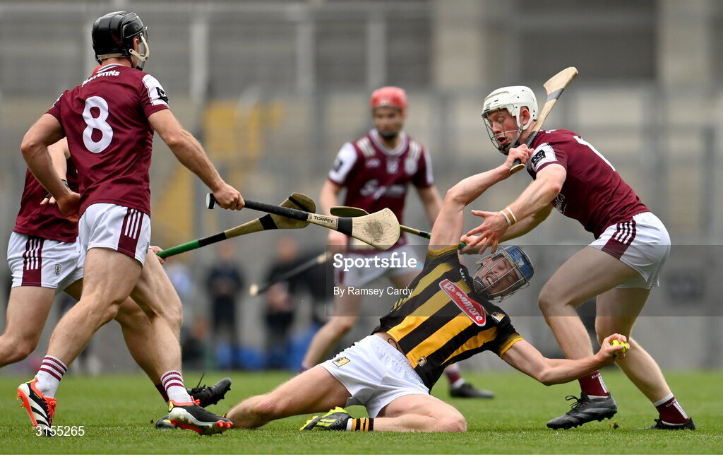 8 June 2025; Stephen Donnelly of Kilkenny in action against John Fleming of Galway during the Leinster GAA Senior Hurling Championship final match between Kilkenny and Galway at Croke Park in Dublin. Photo by Ramsey Cardy/Sportsfile