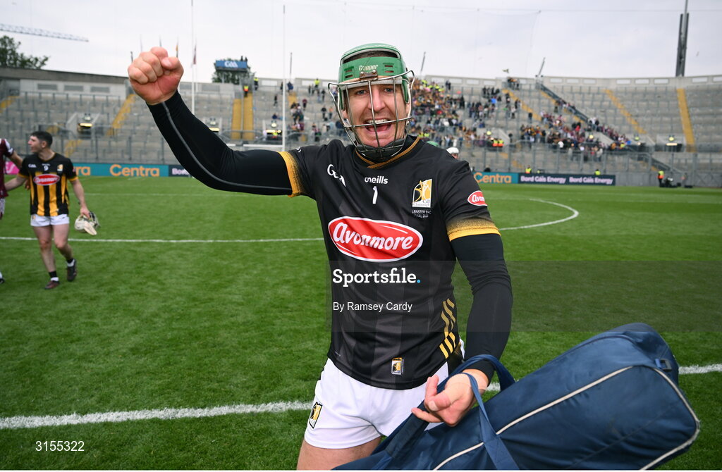 8 June 2025; Kilkenny goalkeeper Eoin Murphy celebrates after the Leinster GAA Senior Hurling Championship final match between Kilkenny and Galway at Croke Park in Dublin. Photo by Ramsey Cardy/Sportsfile
