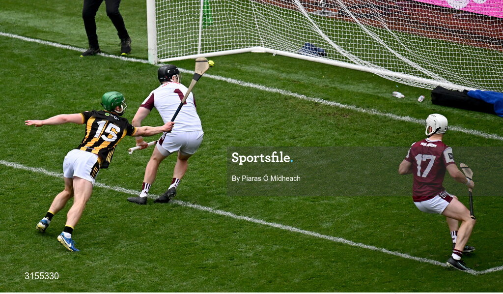 8 June 2025; Martin Keoghan of Kilkenny scores his side's third goal, past Galway goalkeeper Darragh Walsh, during the Leinster GAA Senior Hurling Championship final match between Kilkenny and Galway at Croke Park in Dublin. Photo by Piaras Ó Mídheach/Sportsfile