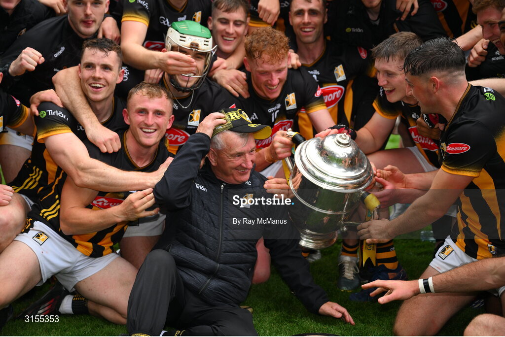 8 June 2025; Kilkenny captain John Donnelly, 10, with the Bob O'Keeffe Cup and kit man Rackard Cody lead the celebrations after the Leinster GAA Senior Hurling Championship final match between Kilkenny and Galway at Croke Park in Dublin. Photo by Ray McManus/Sportsfile
