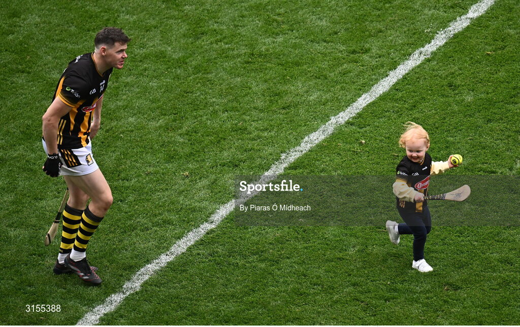 8 June 2025; TJ Reid of Kilkenny plays with his daughter Harper Mary, aged 2 and a half, on the pitch after victory in the Leinster GAA Senior Hurling Championship final match between Kilkenny and Galway at Croke Park in Dublin. Photo by Piaras Ó Mídheach/Sportsfile