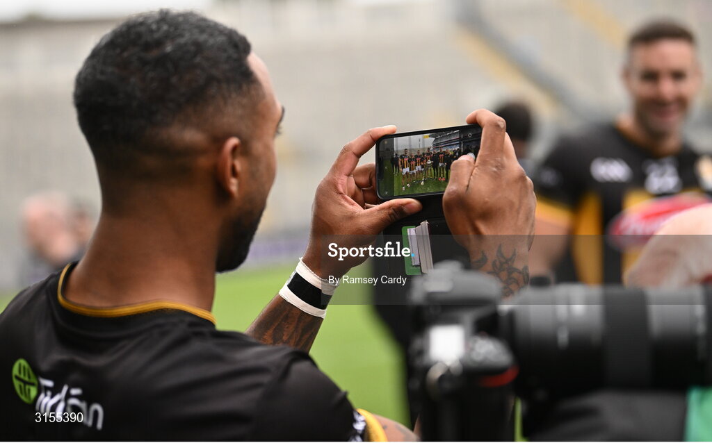 8 June 2025; Zach Bay Hammond of Kilkenny takes a picture of his teammates after the Leinster GAA Senior Hurling Championship final match between Kilkenny and Galway at Croke Park in Dublin. Photo by Ramsey Cardy/Sportsfile