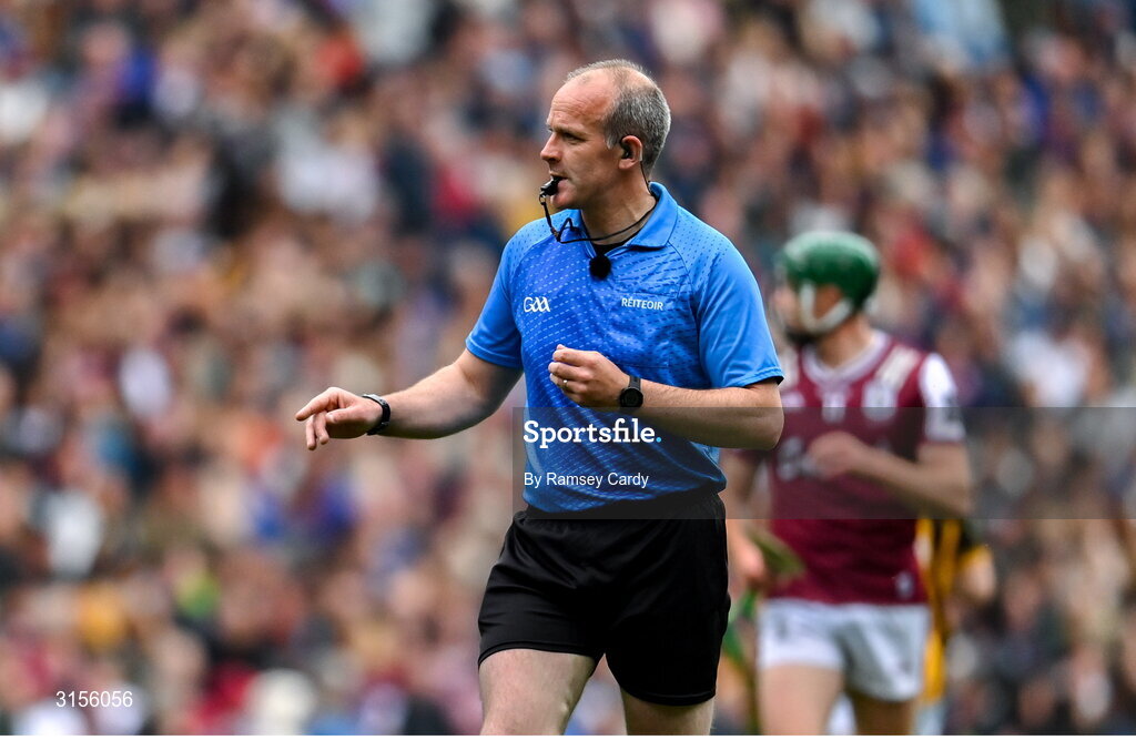 8 June 2025; Referee Johnny Murphy during the Leinster GAA Senior Hurling Championship final match between Kilkenny and Galway at Croke Park in Dublin. Photo by Ramsey Cardy/Sportsfile