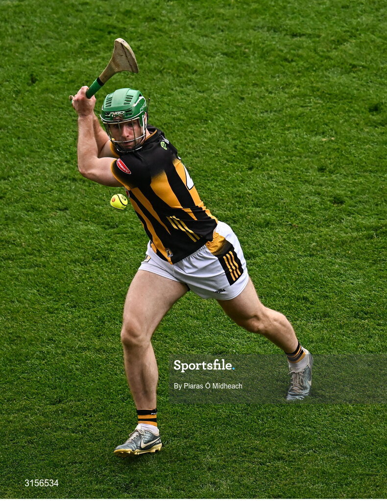8 June 2025; Tommy Walsh of Kilkenny during the Leinster GAA Senior Hurling Championship final match between Kilkenny and Galway at Croke Park in Dublin. Photo by Piaras Ó Mídheach/Sportsfile