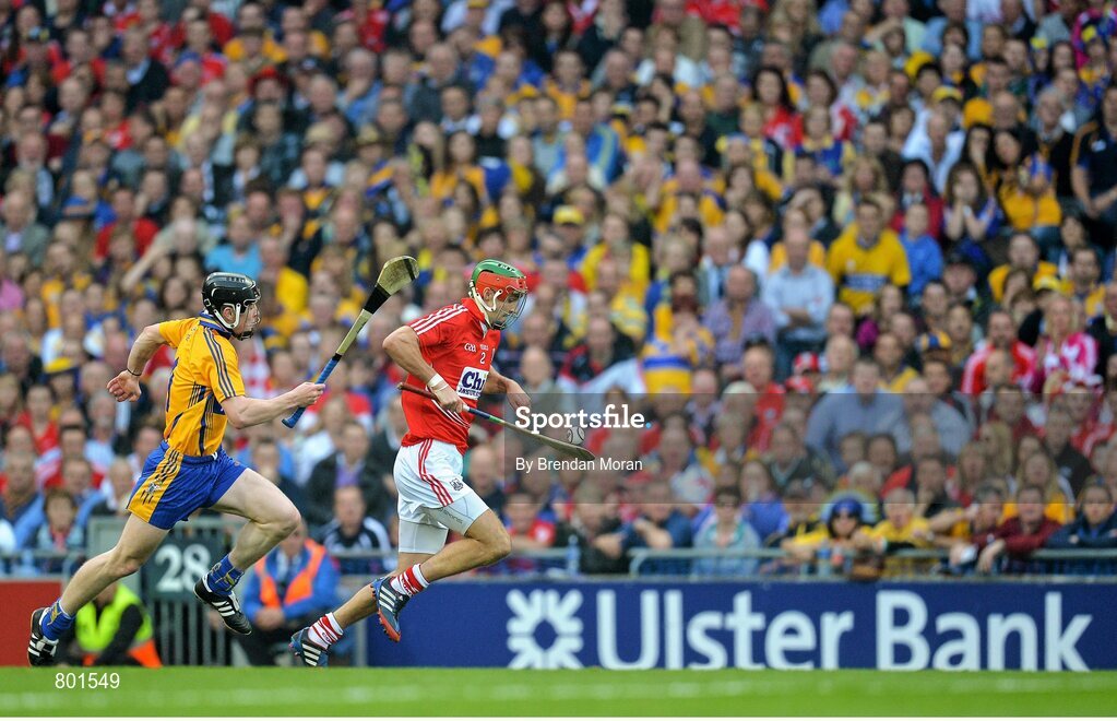 28 September 2013; Stephen McDonnell, Cork, in action against Tony Kelly, Clare. GAA Hurling All-Ireland Senior Championship Final Replay, Cork v Clare, Croke Park, Dublin. Picture credit: Brendan Moran / SPORTSFILE